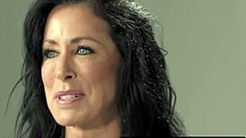 Mommys Girl - Stacked Milf Reagan Foxx Demonstrates Wild Dildo Masturbation