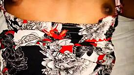 Indian girlfriend enjoys homemade orgasm with wet pussy play