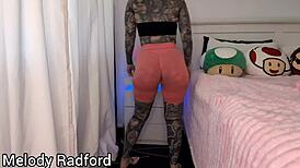 Big Tits Milf Melody Radford Rocks Gym Tights in Bedroom