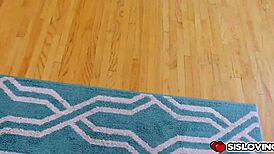 damn! peyton robbie deepthroats stepbro’s huge cock!