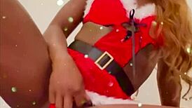 lola black xxx slams her ass with candy cane