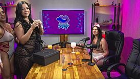 Punheta Guiada Com Morena Gostosa in Lingerie and Big Tits