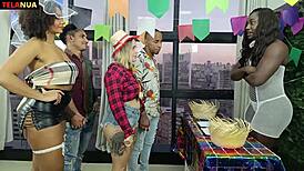 Wow, Santa Antônia's betrayal with big ass and monster cock!