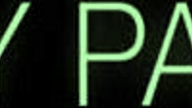 I’m obsessed watching this babe ride dildo in solo play