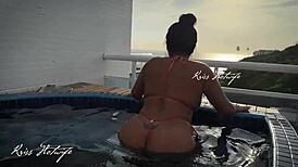 Puta Casada Se Mostra Toda na Piscina da Cobertura 😍