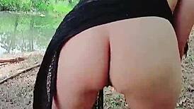 黑发大奶妹户外炫自然巨乳魅力爆棚