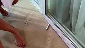 missspisss户外闪巨乳诱惑