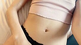 Skinny Girl Masturbates In Bath Before Going Out