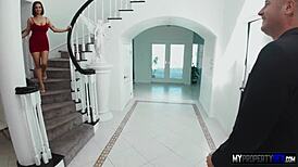 Beautiful woman who has just gotten a divorce makes a sex tape with a real estate agent