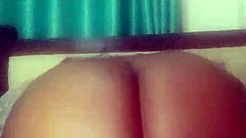 Angela Oxo Shakes Bouncy Booty Solo