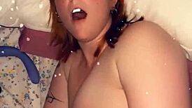 Pregnant Woman Gets Christmas Orgasm on Day 5 With Eye-Rolling Cum