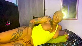 Krissyjoh couldn't come fuck me, so I made myself cum