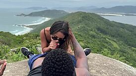 exibicionismo, fucking the slut outdoors bareback, filling her pussy with cum