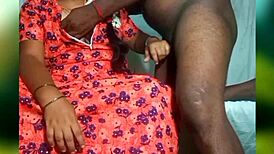 tamil aunty in nighty enjoys intimate homemade session