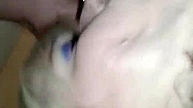 close-up blowjob from girlfriend, homemade sucking 😘
