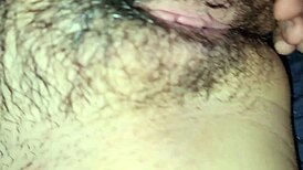 morena rabuda mamando at� engasgar com a pica