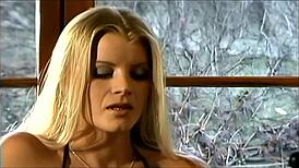 I'm gettin' a sexy double blowjob from Alix n' Anna Bell, with a big facial