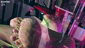 She indulges in foot worship with pantyhose and tattoos