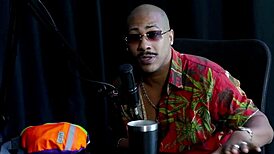 Hey, wanna see Nego Catra’s wild first film with public handjob tips?