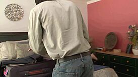 Fuck Me in Missionary Before Vacation