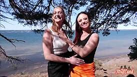 ARIANNA ET ANGELINA, MILFS PLANTUREUSES, SHARE A HARD FRENCH COCK!