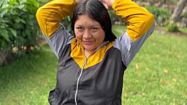 Linda invites you to fuck her ass at home