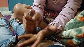 take off that condom and creampie my pussy