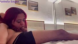 novinha peituda sendo arrebentada de quatro sofre na rola enorme do cliente