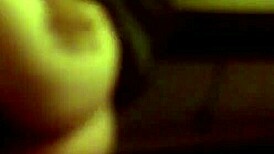 业余妹子自制女上位骑屌屁股狂抖