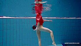 man, i love watchin’ avenna swim nude in the pool, so sexy