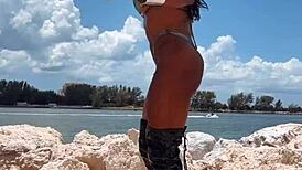 Fantastic idol gets her wet twat full of warm pee and splashes in bizarre blowjob hardcore fetish