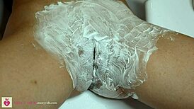 shaving hairy 18 year old pussy close up free