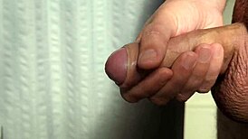 Watch me cum in the morning light, the solo amateur says during close-up masturbation.