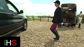 hot girl gets fucked properly and takes it in the ass