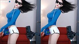Korean Girl Dancing with Sexy Big Tits on Full Display