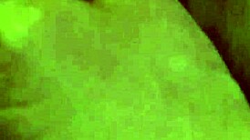 红丁字裤无毛骚逼全湿透了！