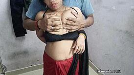 Desi Bhabhi in Saree Gets Wild with Boyfriend While Husband’s Away