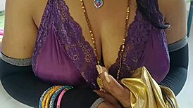 Delivery boy fucks hot bhabhi in desi style