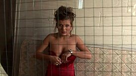 特工监视下办公室里淫乱狂干