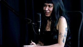 Narcissistic Mother Shares Cosplay Photos With Sister And Cousin