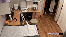 我-我是说，Olivia Kassady 在女同折磨中