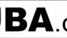 Squirting babe Vyxen Steel stuffs her pussy with a toy