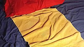 巨型假屌狂野肛门骑乘