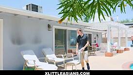 美女露露·楚跳舞放松，却抓到杰伊偷窥。她质问他，用力骑他的大鸡巴。