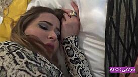 I had sex with the bazaar seller girl, she's a expensiv whore!