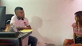 Jefe Se Folla A Joven Universitaria Que Pide Una Oportunidad De Trabajo Historia Completa