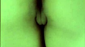 Beautiful Latina Gives Her Ass On All Fours!