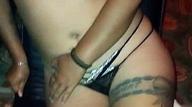 puta mexicana manoseada por glory hole en cabinas