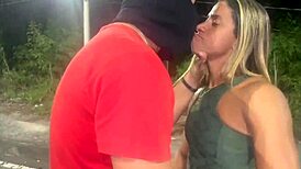 Hey, esposa gets followed and bangs the follower hard! 😲