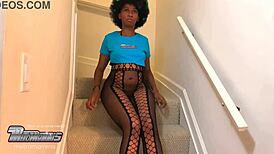 Wow, Check Out This Sloppy Wet Staircase Blowjob From a Hippie Baltimore Girl! Her Curvy Body Handles That Big Cock Like a Pro!